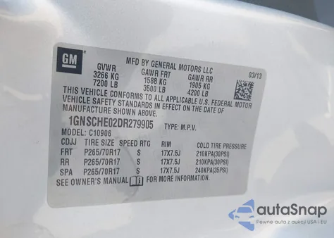 2013 Chevrolet Suburban 1500 Ls z USA, uszkodzony, nr VIN 1GNSCHE02DR279905